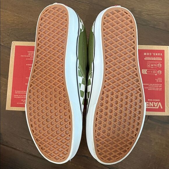 Vans classic Slip-On  color thoery checkboard men size 10.5 - Picture 4 of 5